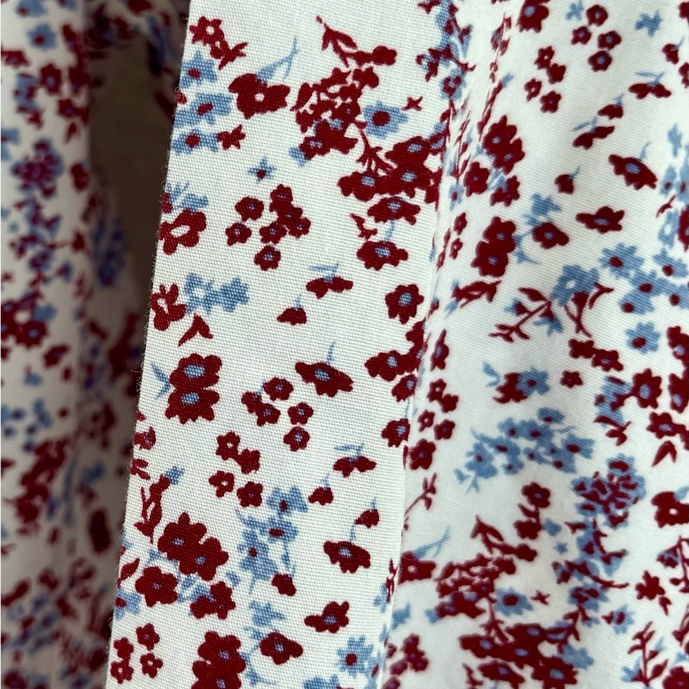 Brooks Brothers Women's Floral Shirt with Ruffled Front - Red and Blue Size 12 - Picture 6 of 7